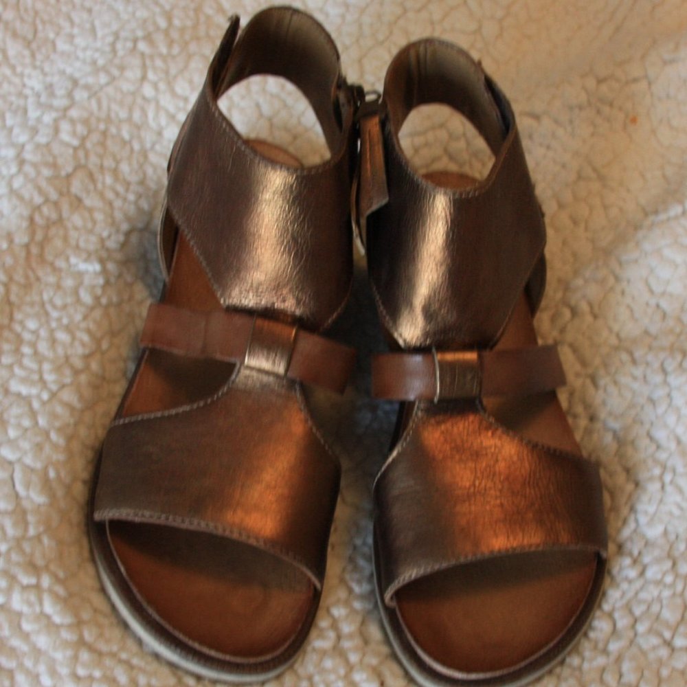 MIZ MOOZ BRONZE SANDALS WITH ZIP OPENING AND VELCRO ADJUSTABLE STRAP
